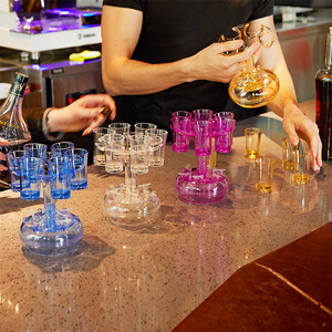 6 Shotglas dispenser en houder