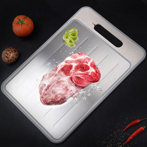 Double-sided rapid defrosting cutting board